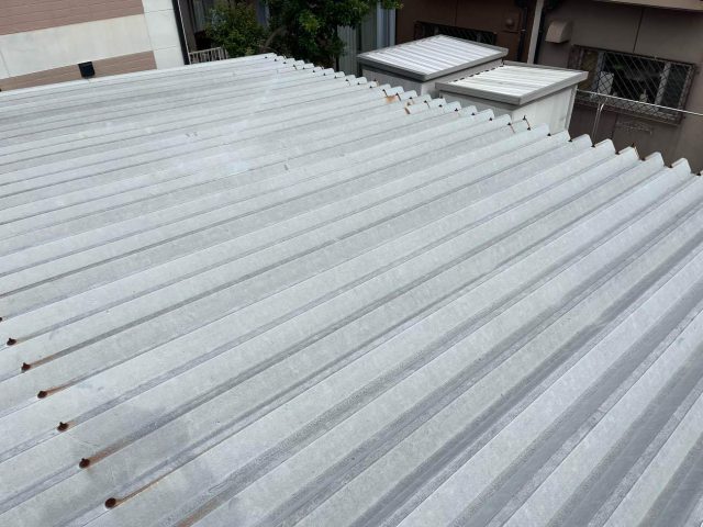 サーモバリア施工前の折半屋根